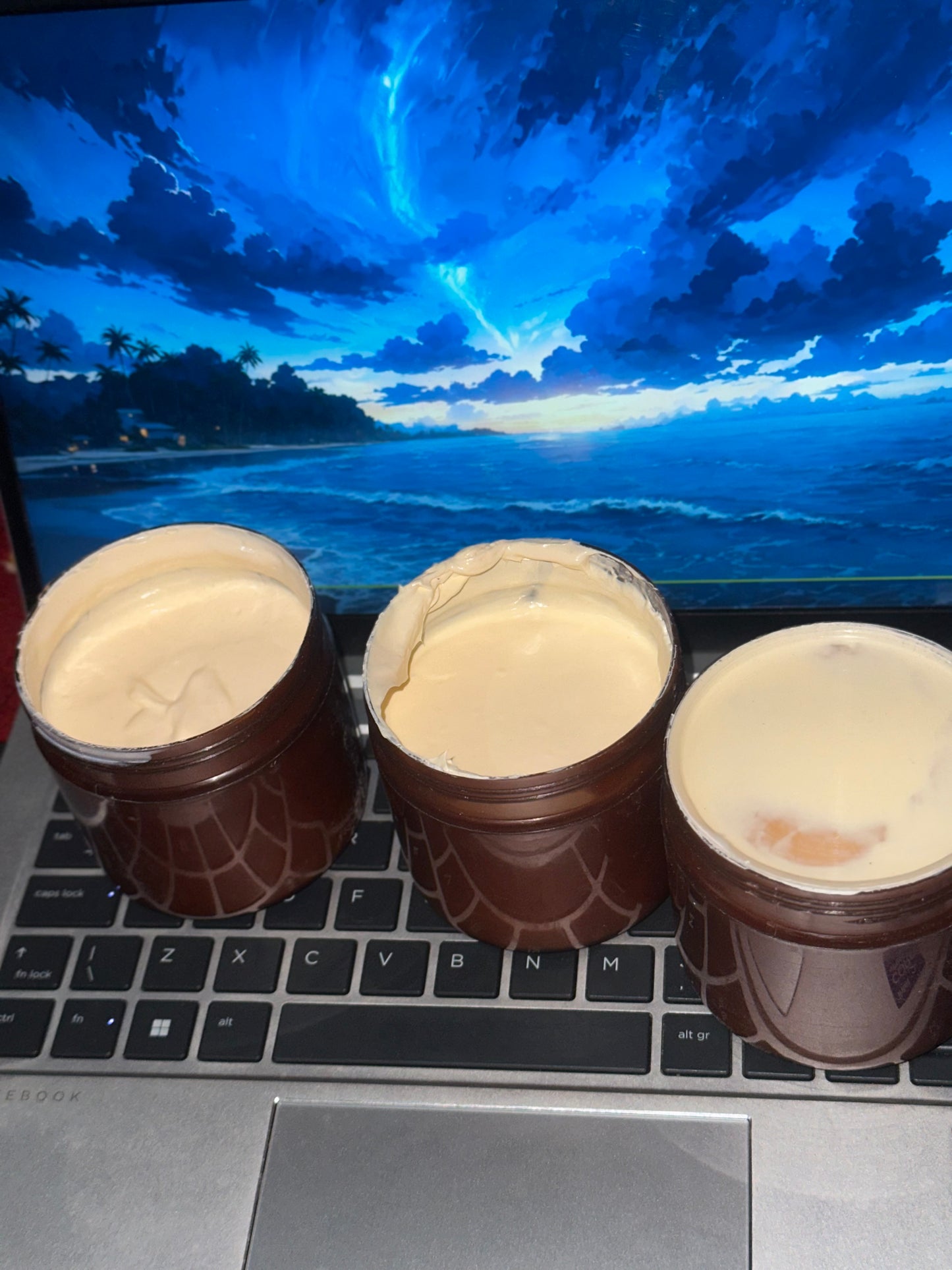Zafrani Cream – Naturally Bright & Glowing Skin (250 gm) | BUY 1 GET 1 FREE OFFER |