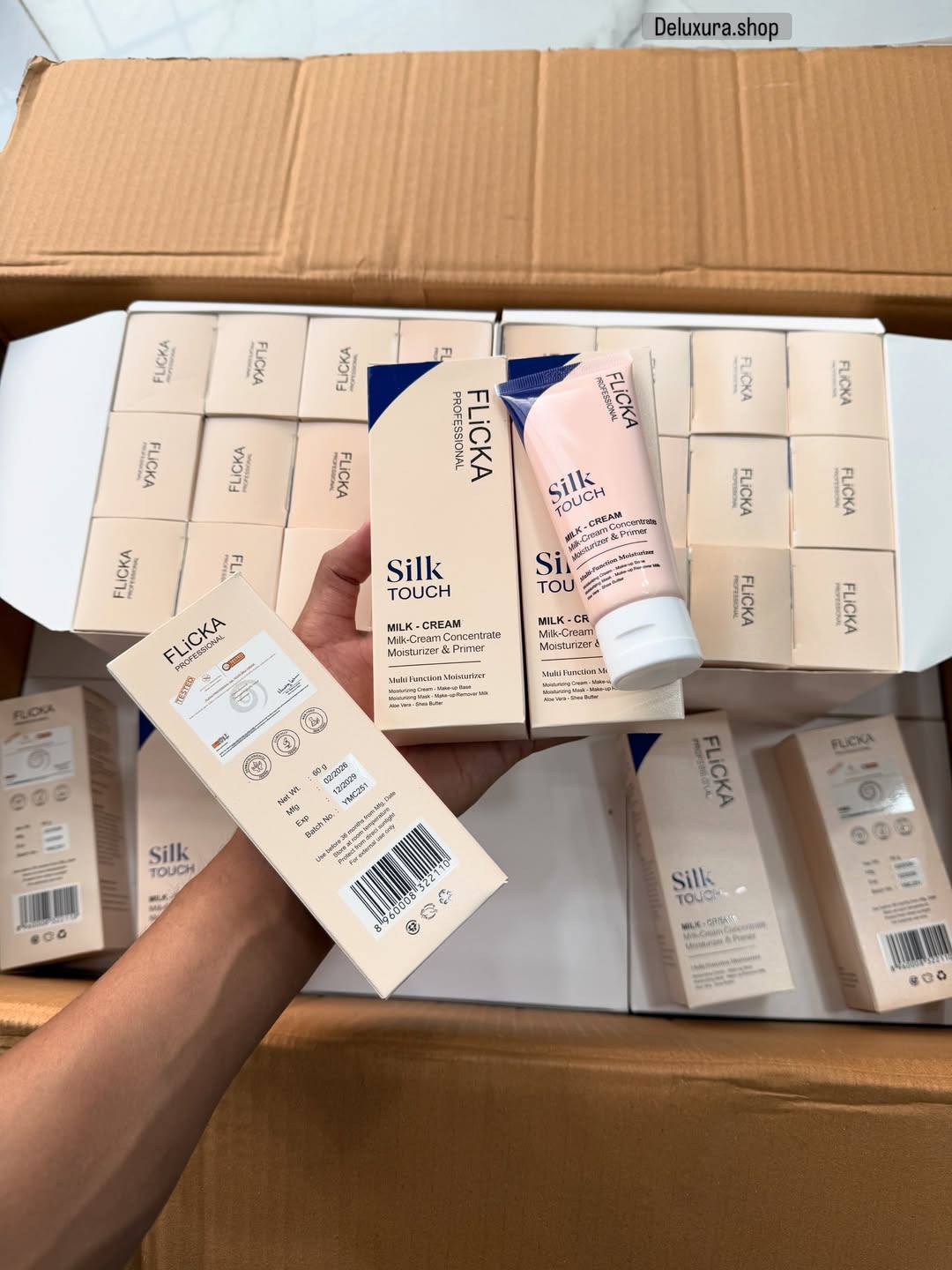 Flicka silk touch moisturiser+ primer (Imported UAE)