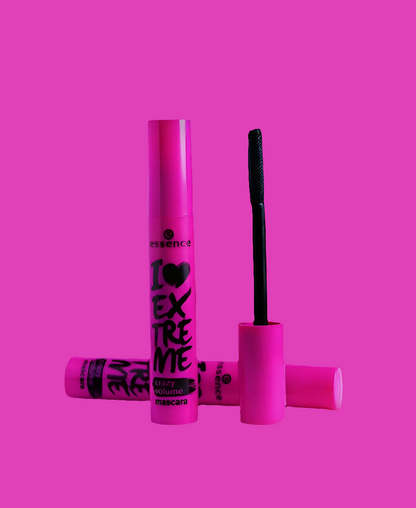 Essence I Love Extreme Crazy Volume Mascara Eyes