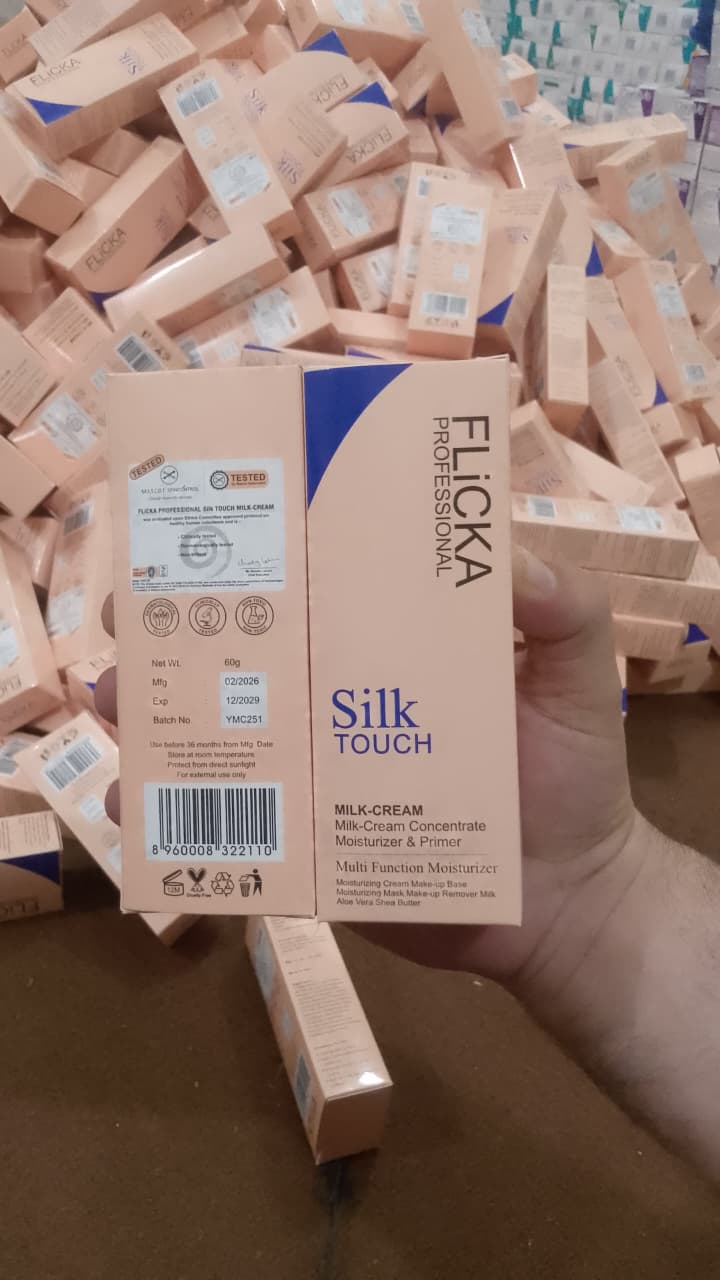 Flicka silk touch moisturiser+ primer (Imported UAE)